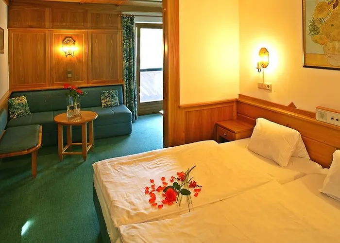 St. Virgil Hotel Solnohrad